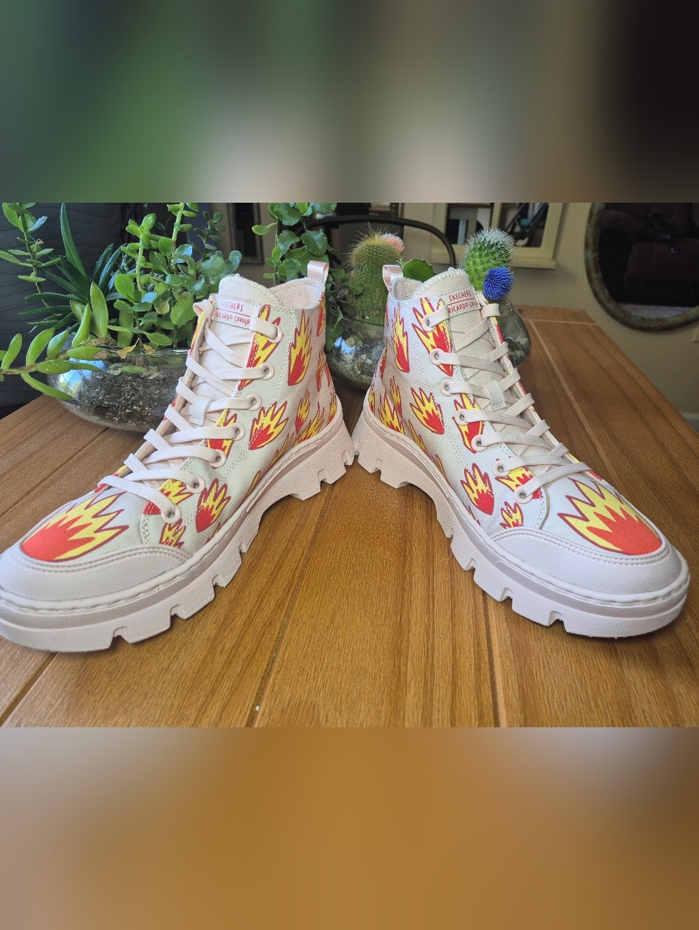 Skechers Ricardo Cavolo: Roadies Surge - Tiny Flames - Womens Size 10 - Picture 5 of 8